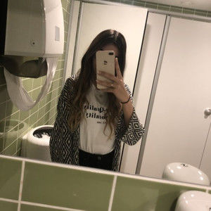 Meet your Posher, Victoria